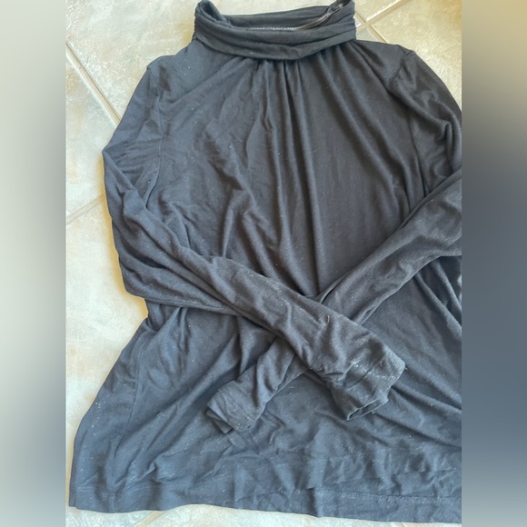 black tanjay turtle neck long sleeve - Picture 3 of 5